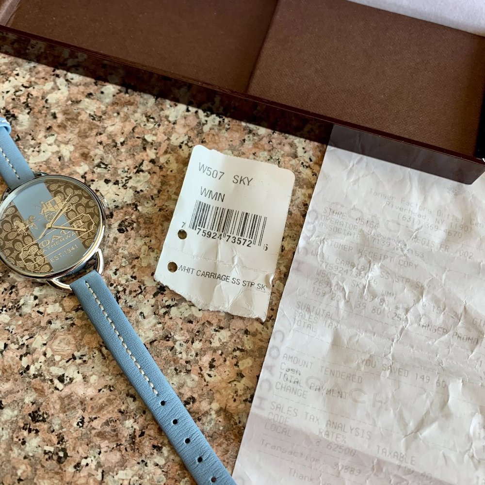 NEW Coach Women's Stainless Steel Signature Watch Retired Model - Picture 5 of 5